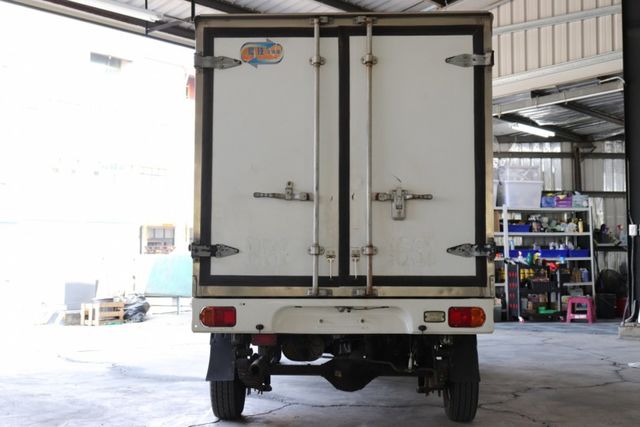 極低溫冷凍廂/頭燈水平手動調整/前座電動窗  第19張相片