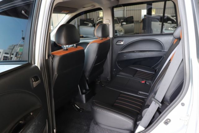 倒車影像輔助/斜坡起步輔助/後座傾角調整  第6張相片