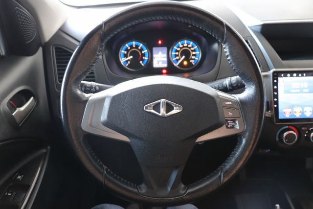 倒車影像輔助/斜坡起步輔助/後座傾角調整  第9張相片