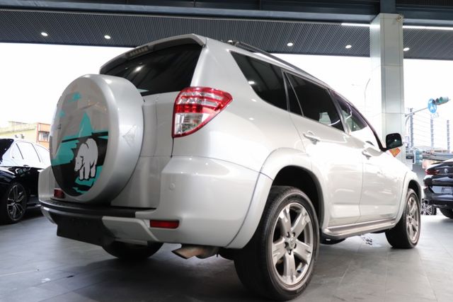 RAV4  第2張相片