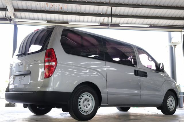 GRAND STAREX  第2張相片