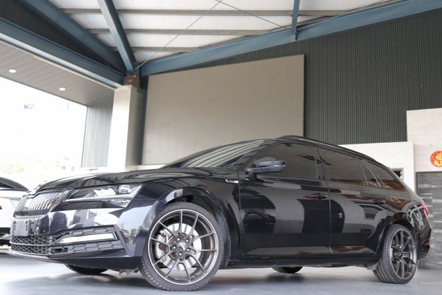 SUPERB COMBI  第1張相片