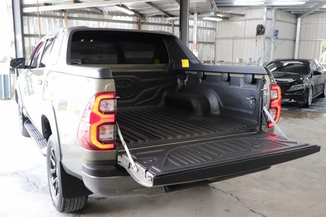 HILUX  第2張相片