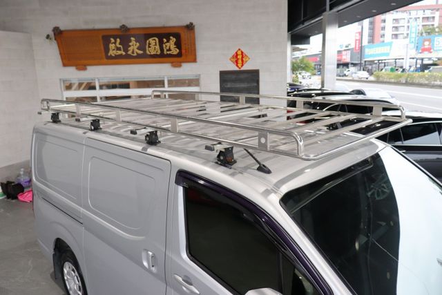 六代海獅 加裝專用型全尺寸不鏽鋼車頂架 貨艙滿舖防滑耐磨底墊  第8張相片