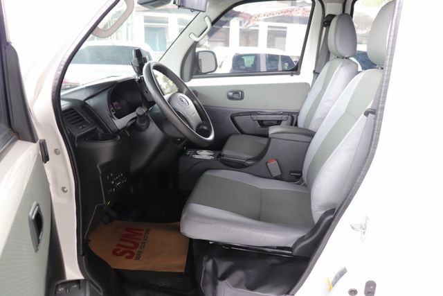 新車保固中/全車制震隔熱/全車塑膠地板鐵板紋/安卓機/36  第9張相片