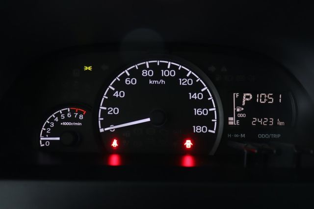新車保固中/全車制震隔熱/全車塑膠地板鐵板紋/安卓機/36  第13張相片