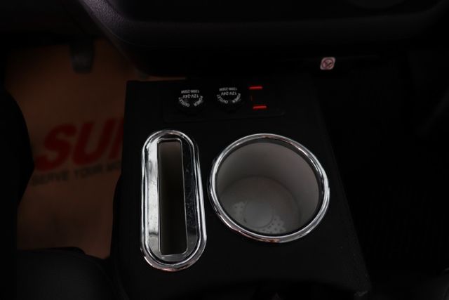 新車保固中/全車制震隔熱/全車塑膠地板鐵板紋/安卓機/36  第15張相片