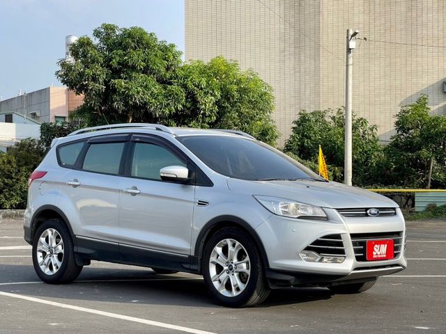 ,KUGA,S版,定速,全景天窗,腳踢尾門,免鑰匙,雙區溫控,電動椅  第3張相片