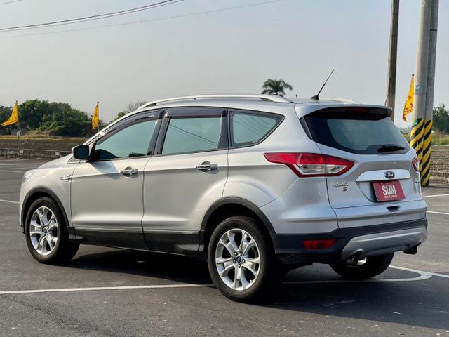 ,KUGA,S版,定速,全景天窗,腳踢尾門,免鑰匙,雙區溫控,電動椅  第6張相片