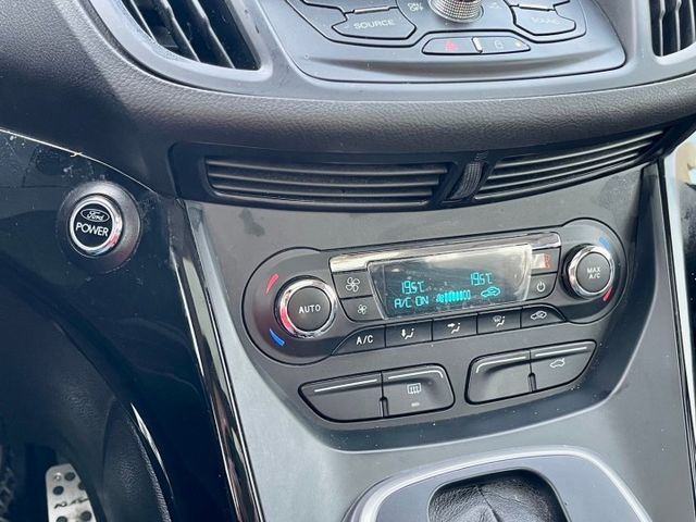 ,KUGA,S版,定速,全景天窗,腳踢尾門,免鑰匙,雙區溫控,電動椅  第15張相片