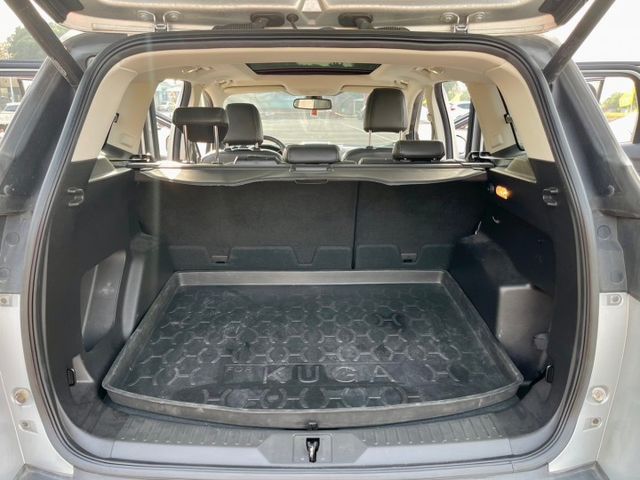 ,KUGA,S版,定速,全景天窗,腳踢尾門,免鑰匙,雙區溫控,電動椅  第18張相片