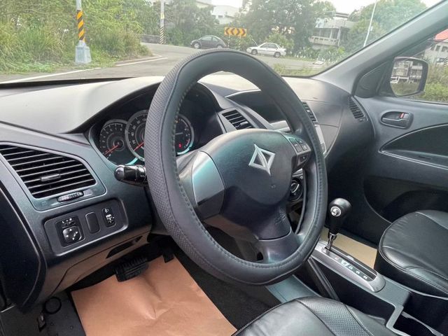 ZINGER,勁客,里程實跑15萬,商用廂型車,定速,原廠保養,載貨大空間  第9張相片