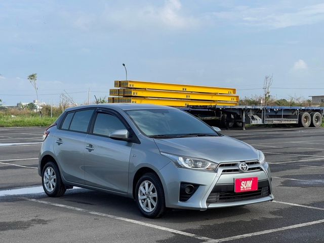 YARIS,大鴨,里程10萬,經典代步小車,市區好停車  第3張相片