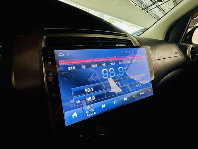 Nissan Livina 七人座 頂級舒適上路  第8張相片