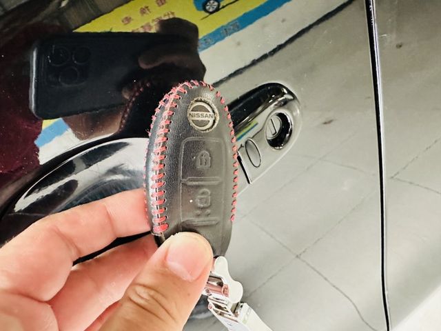 Nissan Livina 七人座 頂級舒適上路  第10張相片