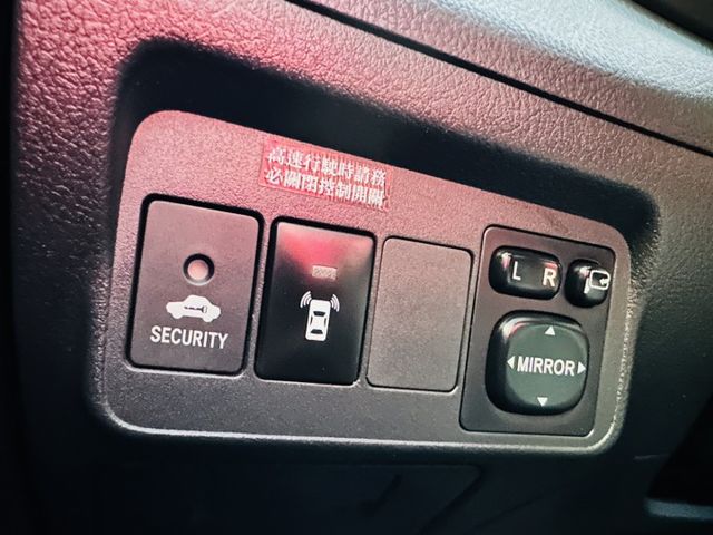 超實用家庭轎車  第10張相片