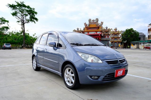 機能超強小休旅  第2張相片