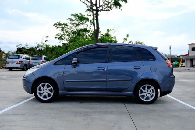 機能超強小休旅  第5張相片