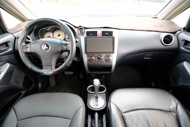 機能超強小休旅  第6張相片