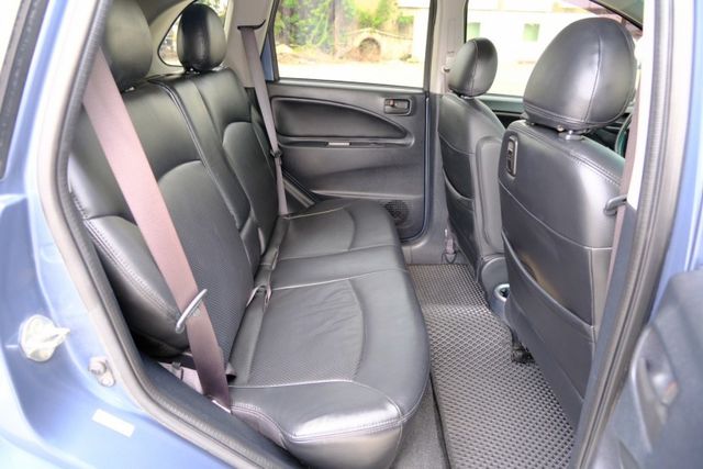 機能超強小休旅  第10張相片