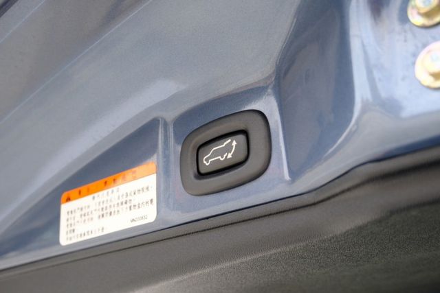 機能超強小休旅  第15張相片