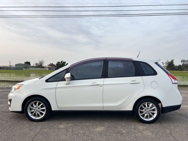 外表小巧  裡面大到誇張！ 全家出門也不嫌擠  第16張相片