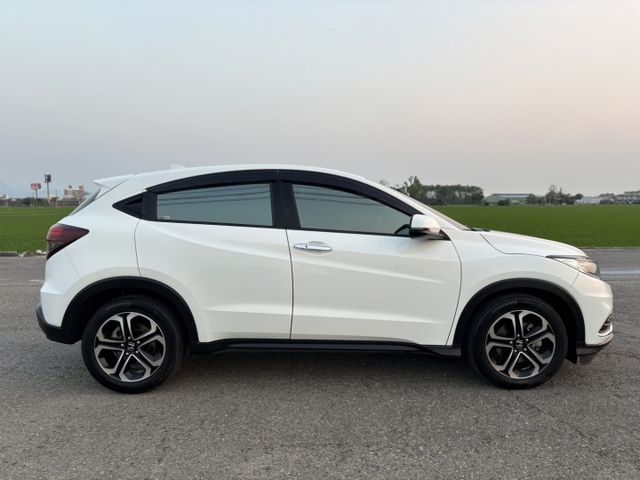 #HRV #本田休旅 #代步首選 #省油神車 #中古車推薦  第15張相片