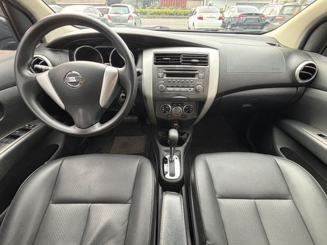 ✔ 五人座大空間 乘坐舒適不擁擠 ✔ 後座可傾倒 行李空間靈活運用 ✔ 載人載貨兩相宜 超實用  第4張相片