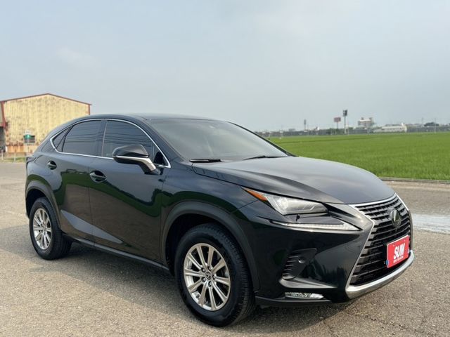想要一台兼具質感、舒適與安全的豪華SUV？這台絕對值得入手  第3張相片