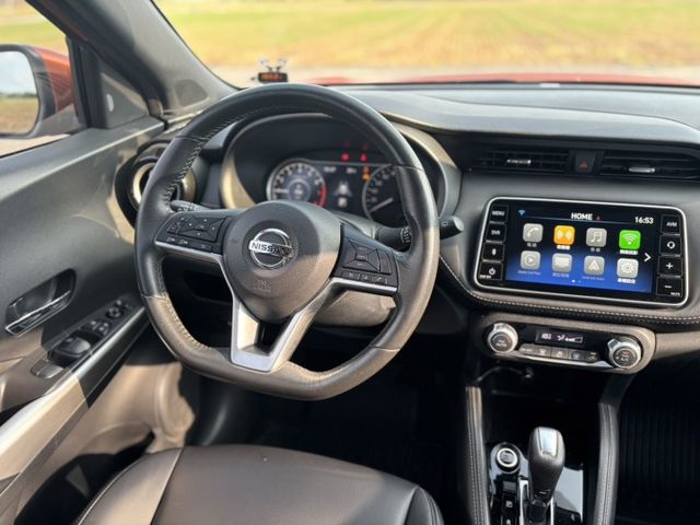 智行旗艦版高階車型 / I-KEY 免鑰匙啟動／ Apple CarPlay／Android Auto  第8張相片