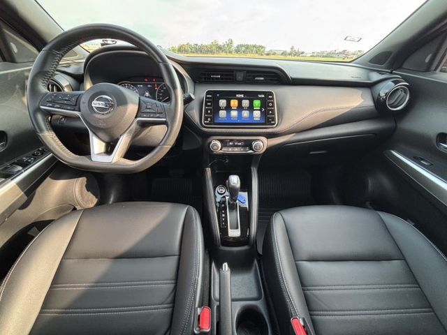 智行旗艦版高階車型 / I-KEY 免鑰匙啟動／ Apple CarPlay／Android Auto  第11張相片