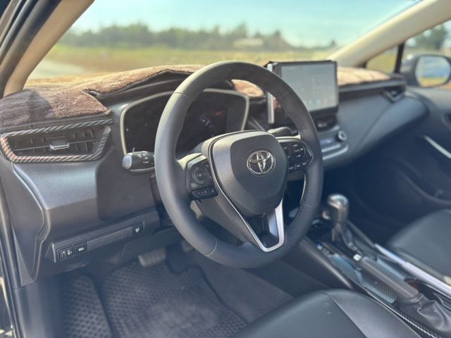 iKey 免鑰匙感應解鎖／車道置中輔助/盲點偵測系統/導航系統/ 倒車顯影/多功能方向盤/恆溫空調  第9張相片