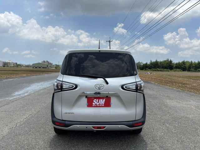單邊電動滑門/BSM 盲點偵測/家庭接送小孩超方便/ 長輩上下車更輕鬆  第19張相片
