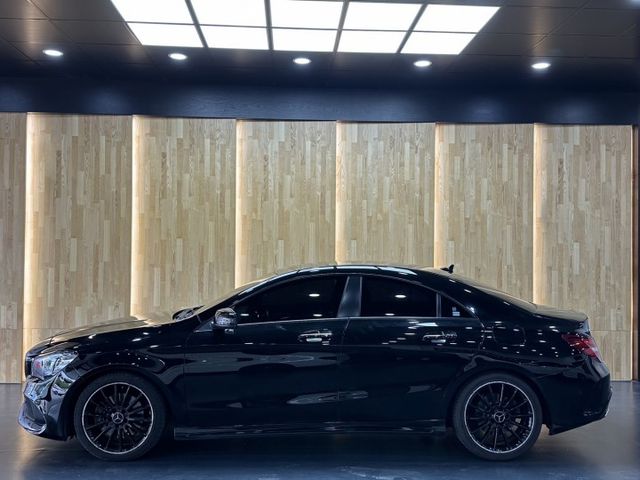 2017  CLA250 AMG 小改款總代理 稀有跟車系統 原鈑件 里程11萬/全景天窗/p20跟車  第3張相片