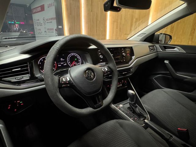 2019 VW POLO 230TSI 里程9萬 省油省稅金好養 便宜出清  第7張相片