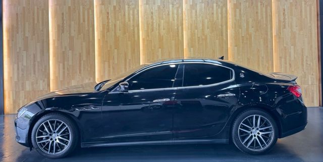 2015 Maserati Ghibli 3.0 V6 里程15萬 認證車  第3張相片