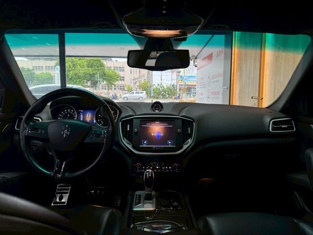 2015 Maserati Ghibli 3.0 V6 里程15萬 認證車  第6張相片