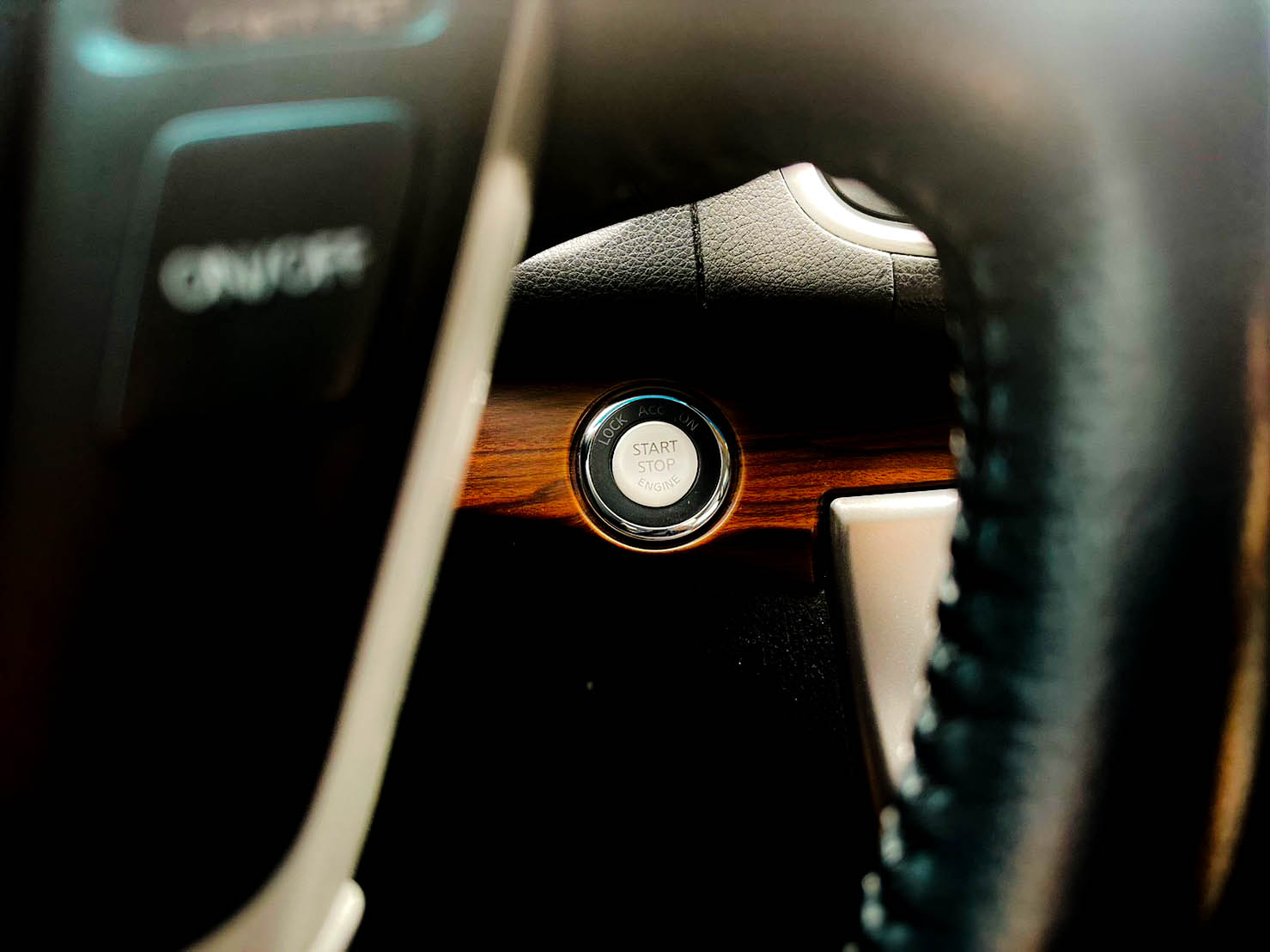 2011年 TENAN 2.0 ikey 里程少   第5張相片