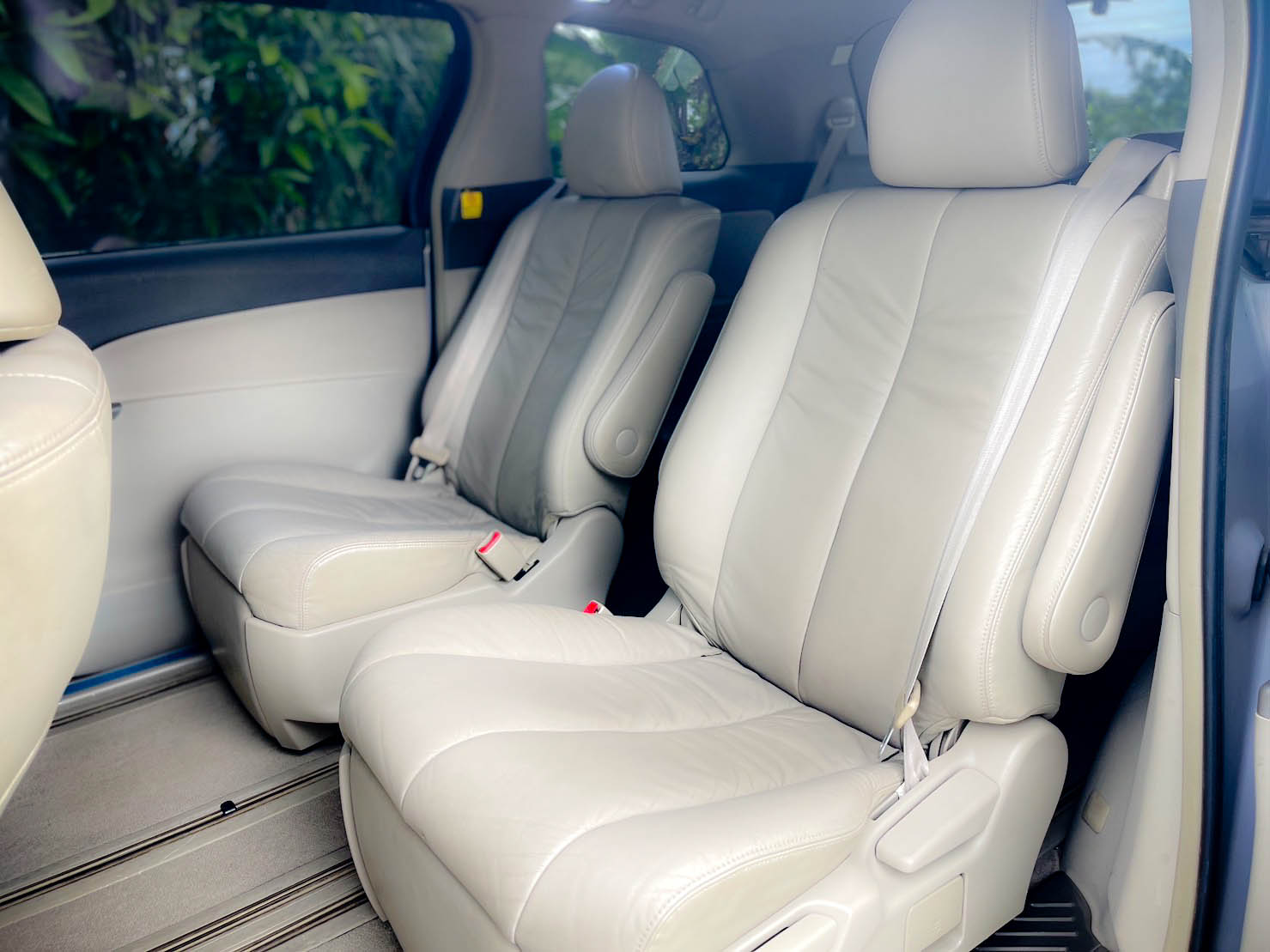 2009年 PREVIA 2.4 安卓機 電滑門 電動座椅 定速  第2張相片