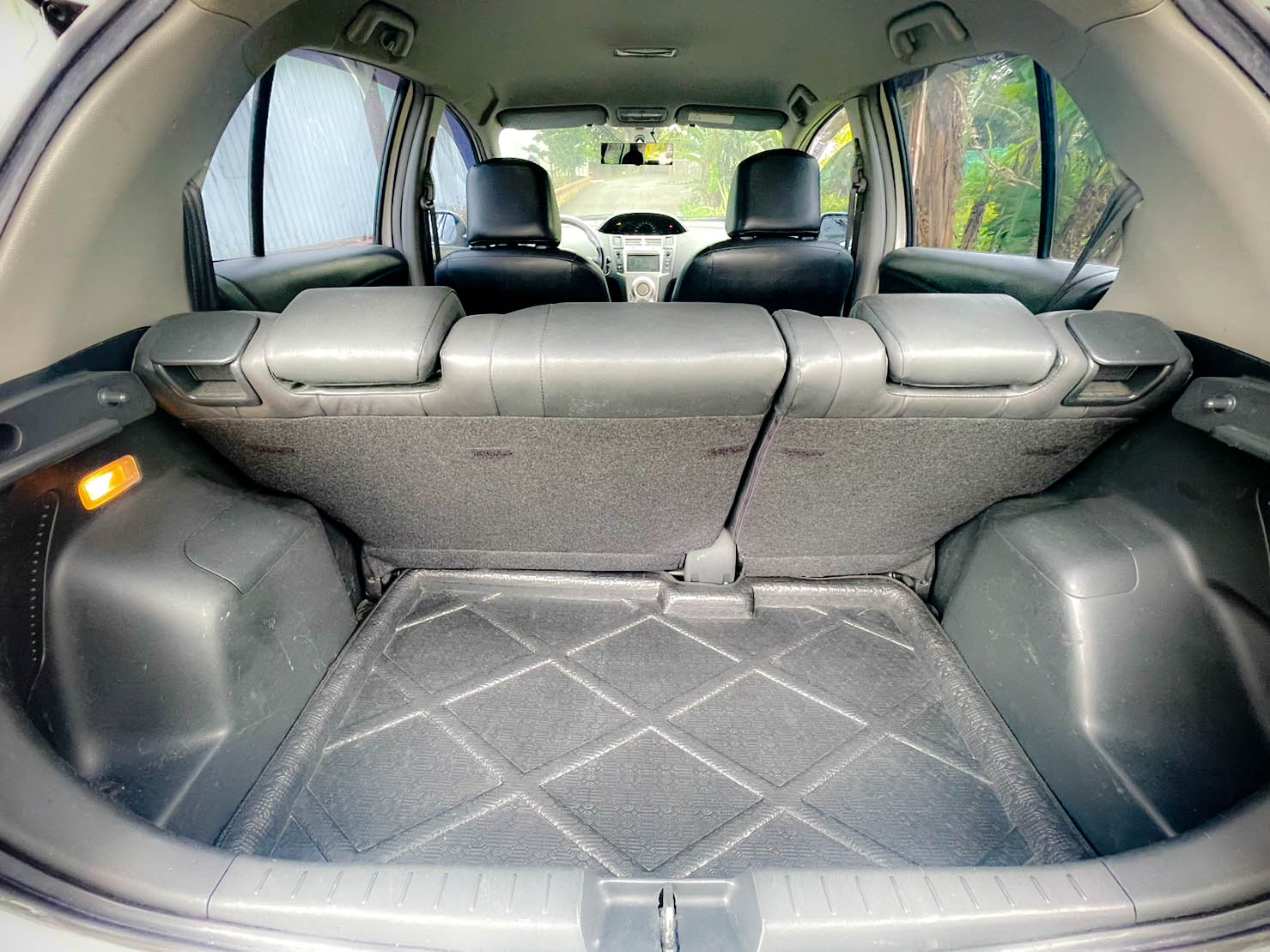 2014年 Toyota Yaris 1.5 G 里程3萬  第4張相片