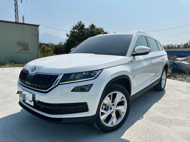 2020年SKODA 大棕熊 2.0TSI✧正七人✧全景天窗✧環景✧電尾門✧ACC✧盲點✧原版件里程保證✧歡迎詢問  第1張相片