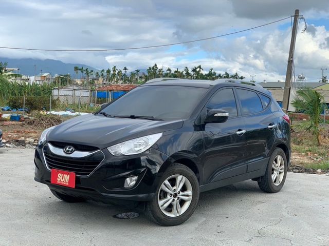 ②⓪①②現代IX35✩倒車顯影✩音量快撥✩工作車手選就是他✩耐操夠用✩認證車  第1張相片