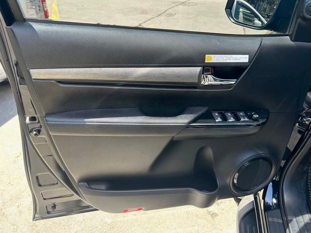 【毅寰汽車】2021 TOYOTA Hilux⛧柴油⛧免鑰⛧360環景⛧ACC跟車⛧加裝後斗拉簾 邊桿｜歡迎賞車 ☏  第11張相片