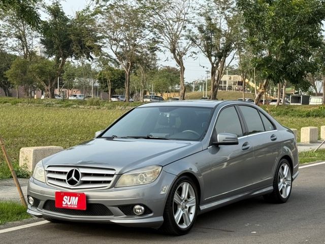 【毅寰汽車】2010 BENZ C300⛧便宜不貴⛧倒車顯影⛧導航⛧電動記憶座椅⛧電動天窗⛧定速｜歡迎賞車 ☏  第1張相片