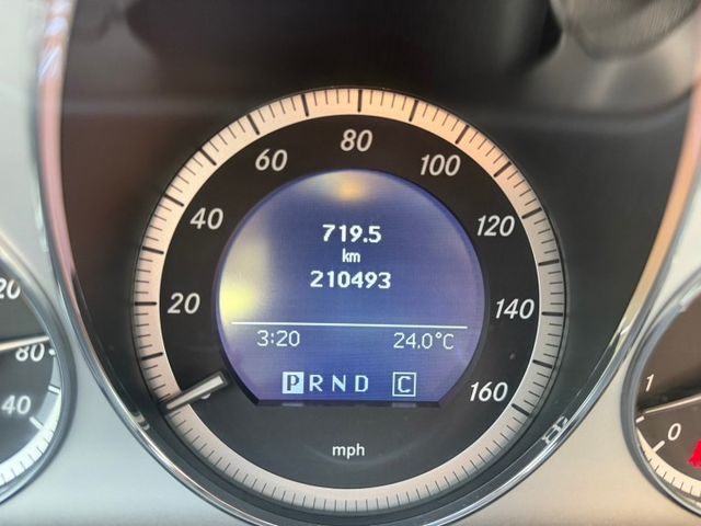【毅寰汽車】2010 BENZ C300⛧便宜不貴⛧倒車顯影⛧導航⛧電動記憶座椅⛧電動天窗⛧定速｜歡迎賞車 ☏  第3張相片
