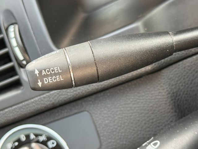 【毅寰汽車】2010 BENZ C300⛧便宜不貴⛧倒車顯影⛧導航⛧電動記憶座椅⛧電動天窗⛧定速｜歡迎賞車 ☏  第5張相片