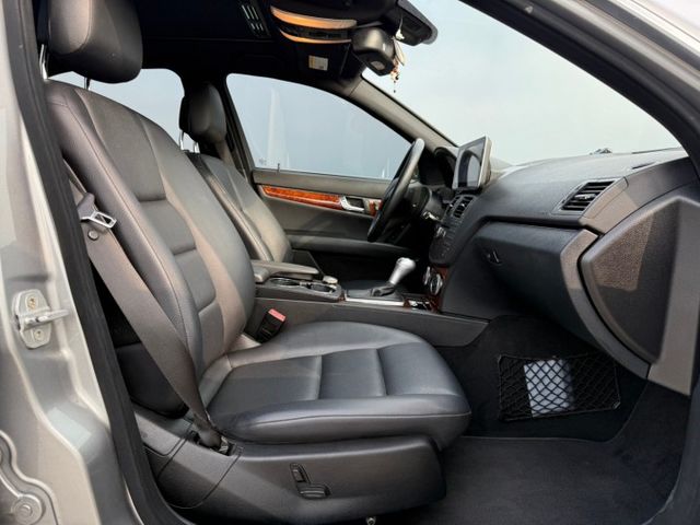 【毅寰汽車】2010 BENZ C300⛧便宜不貴⛧倒車顯影⛧導航⛧電動記憶座椅⛧電動天窗⛧定速｜歡迎賞車 ☏  第8張相片
