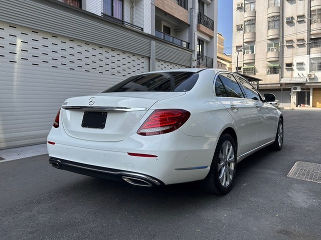 【毅寰汽車】2018 BENZ E250⛧免鑰摸門⛧360環景⛧電尾門⛧天窗⛧電動記憶座椅｜歡迎賞車 ☏  第2張相片