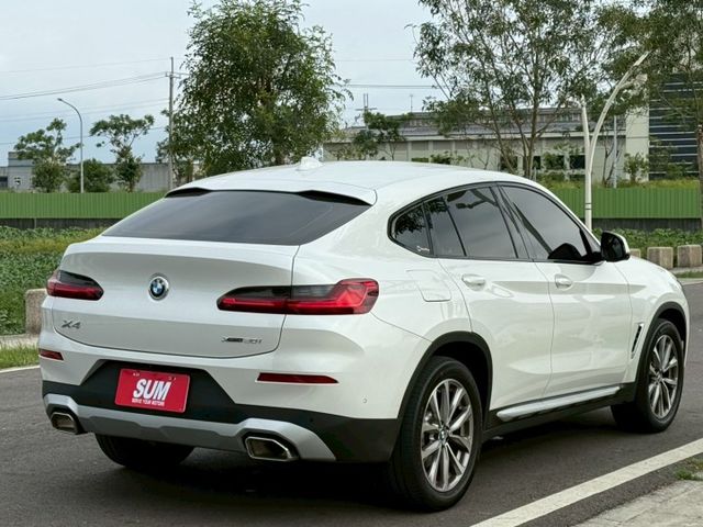 【毅寰汽車】2022 BMW X4 20i⛧延長保固一年⛧跟車⛧盲點⛧抬顯⛧電尾門⛧摸門解鎖⛧免鑰匙啟動｜歡迎賞車 ☏  第2張相片