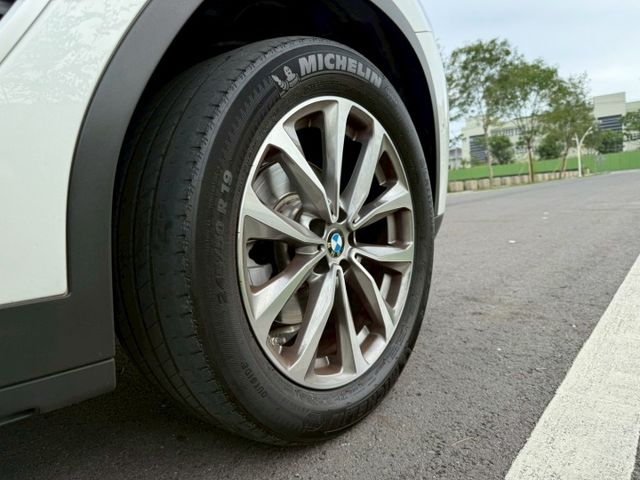 【毅寰汽車】2022 BMW X4 20i⛧延長保固一年⛧跟車⛧盲點⛧抬顯⛧電尾門⛧摸門解鎖⛧免鑰匙啟動｜歡迎賞車 ☏  第19張相片